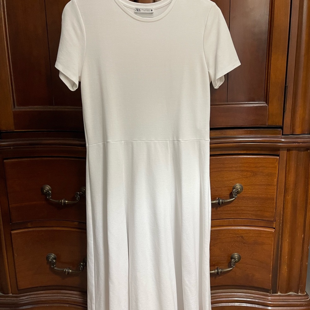 Zara White Short Sleeve Dress